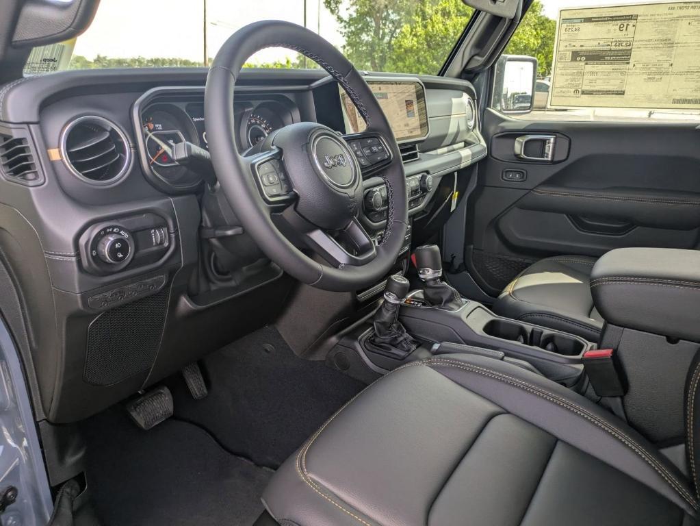 new 2025 Jeep Gladiator car, priced at $39,854