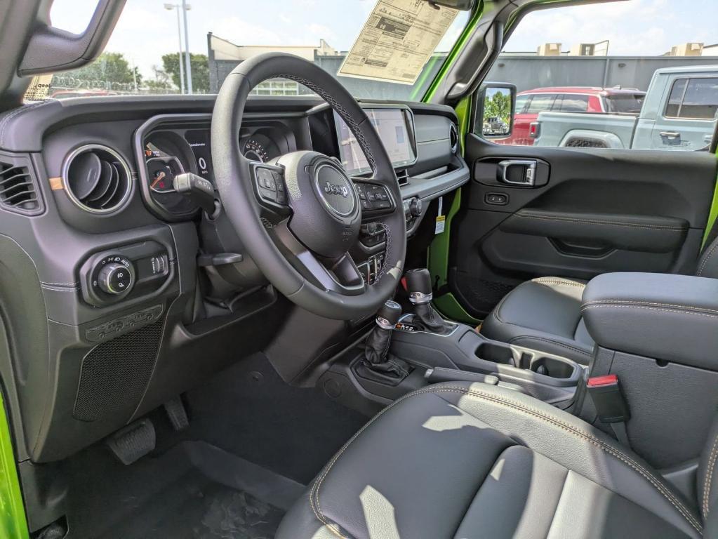 new 2025 Jeep Gladiator car, priced at $40,024