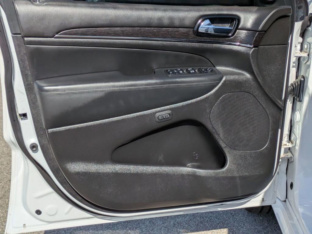 used 2021 Jeep Grand Cherokee car, priced at $34,995