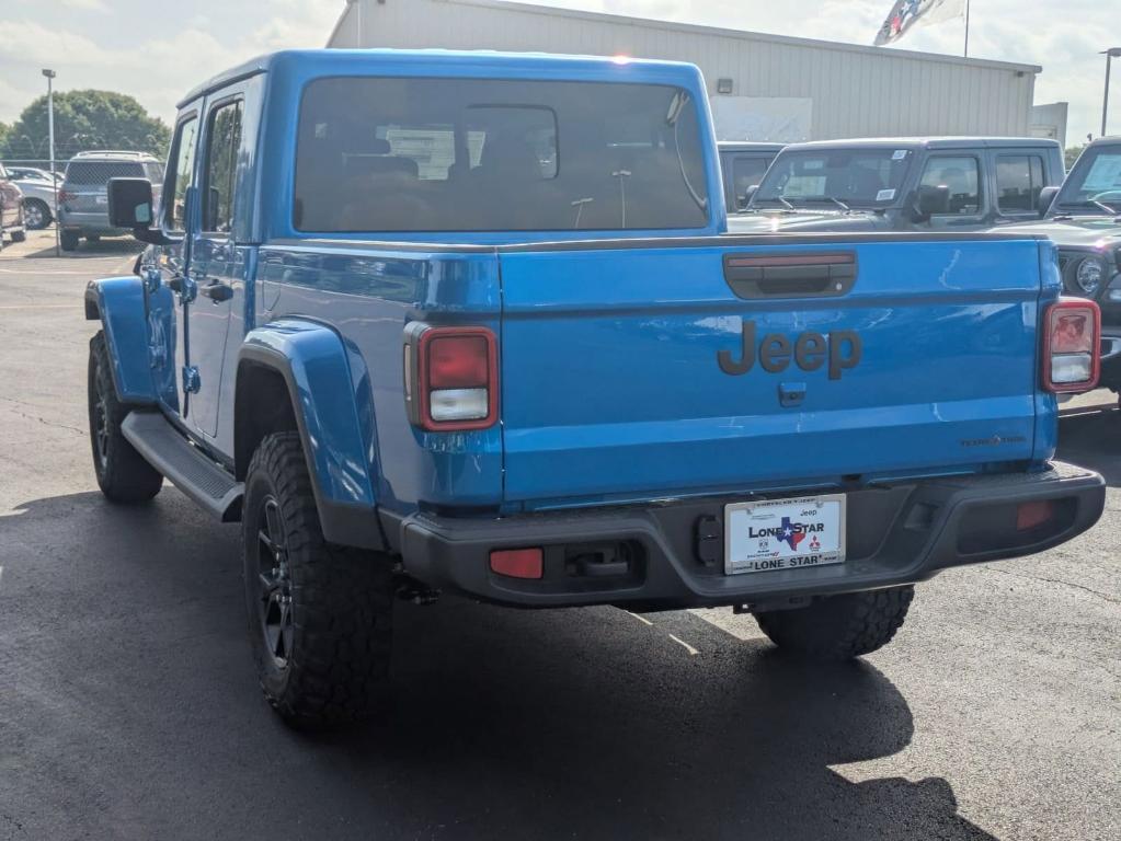 new 2025 Jeep Gladiator car, priced at $39,854