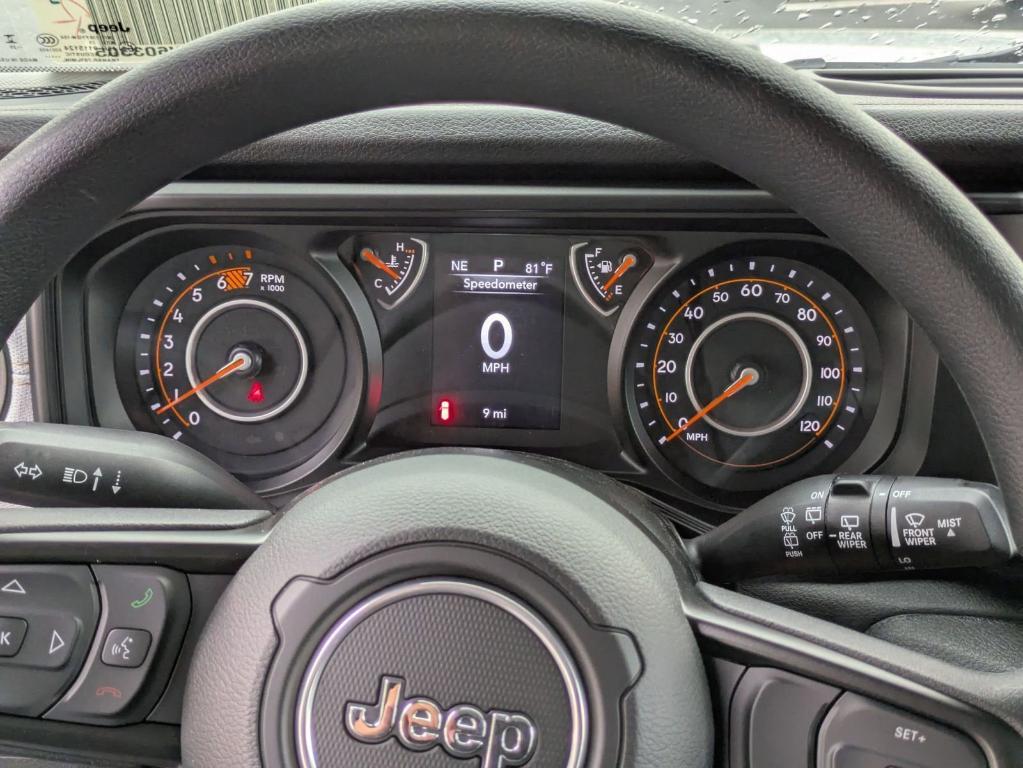 new 2025 Jeep Wrangler car, priced at $32,958