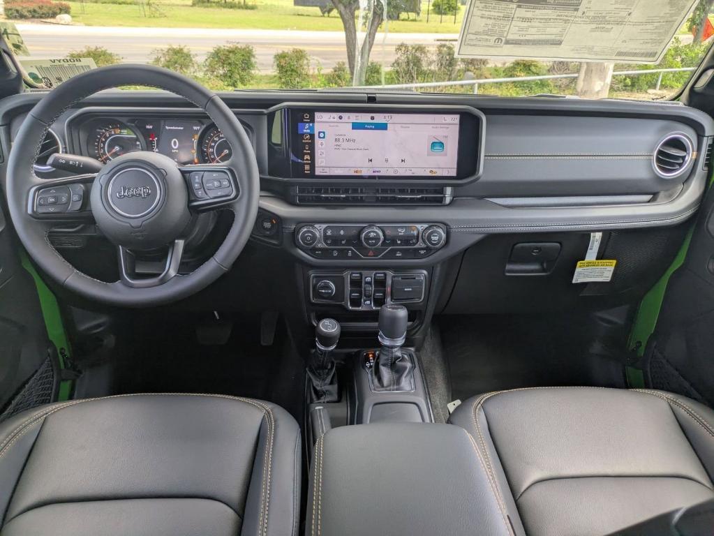 new 2025 Jeep Gladiator car, priced at $40,679