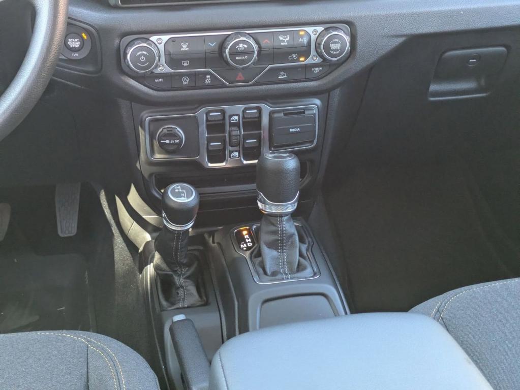 new 2025 Jeep Wrangler car, priced at $33,350