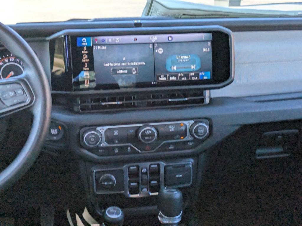 new 2025 Jeep Wrangler car, priced at $33,350