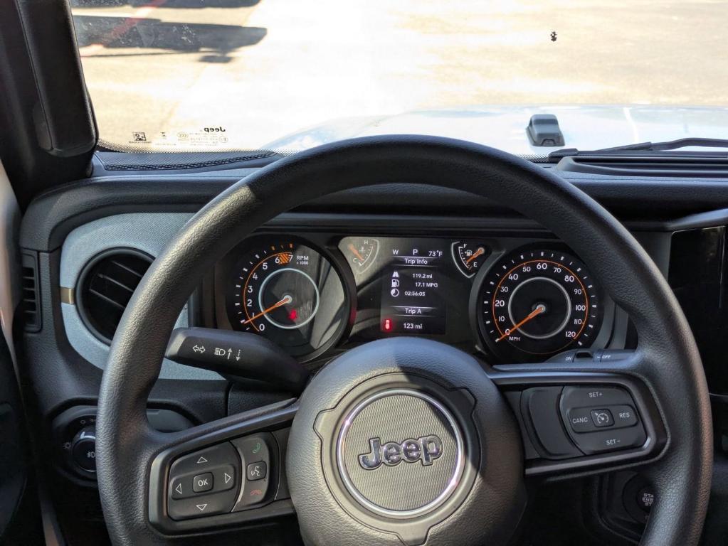 new 2025 Jeep Wrangler car, priced at $33,350