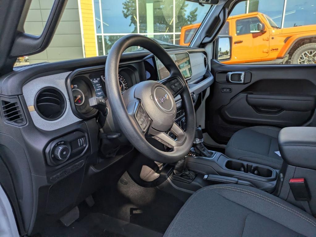 new 2025 Jeep Wrangler car, priced at $33,350