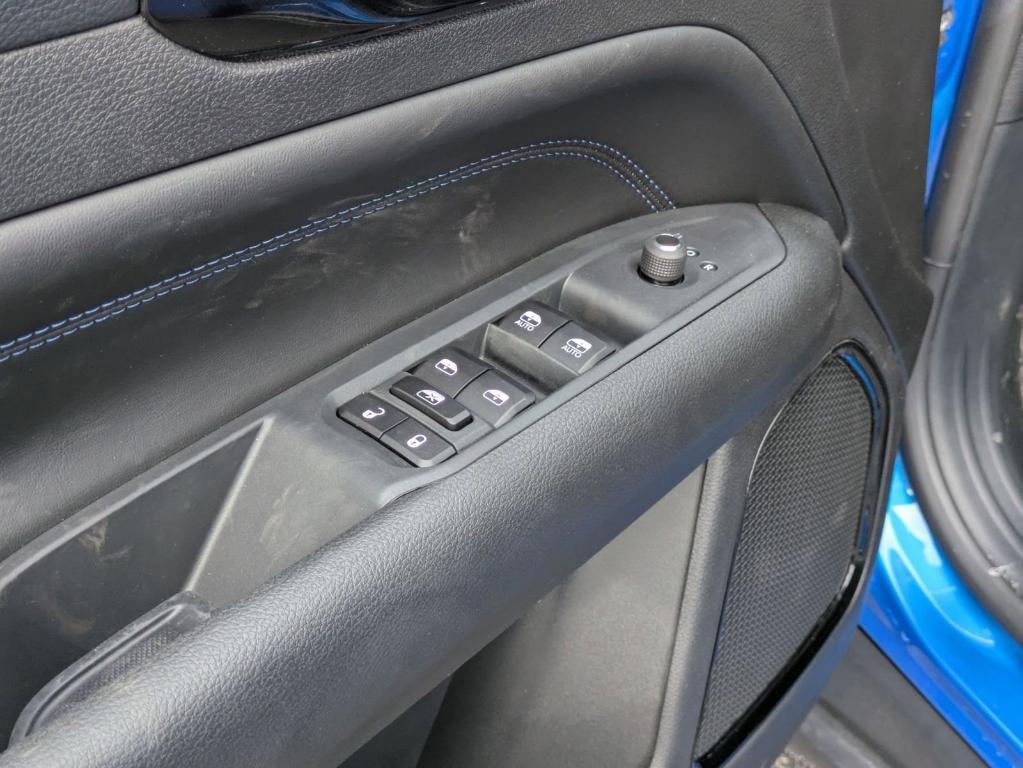 new 2025 Jeep Compass car, priced at $27,408