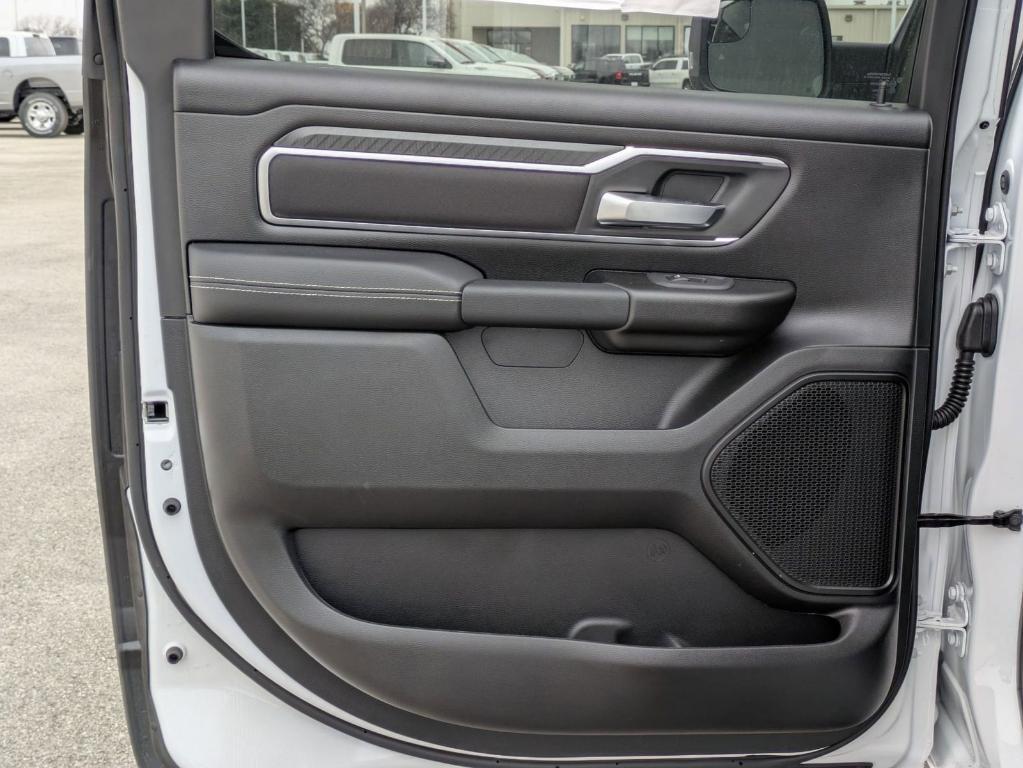 new 2025 Ram 1500 car, priced at $43,975