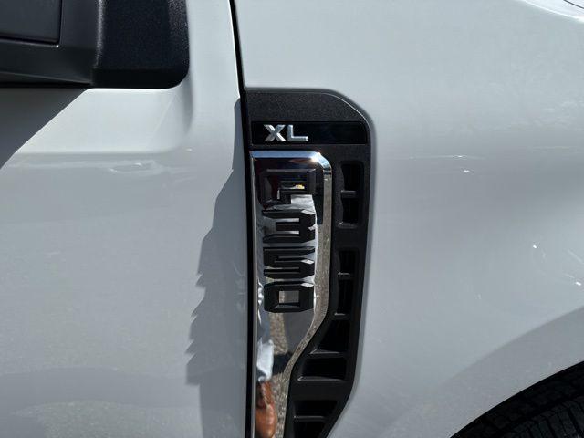 new 2024 Ford F-350 car, priced at $41,958