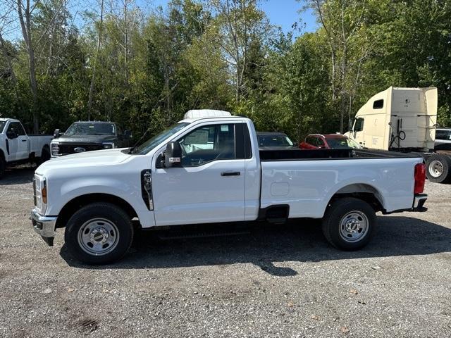 new 2024 Ford F-350 car, priced at $42,183