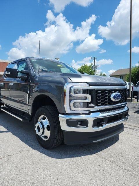 new 2025 Ford F-350 car, priced at $82,360