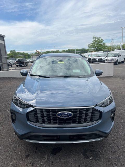 new 2025 Ford Escape car, priced at $33,878