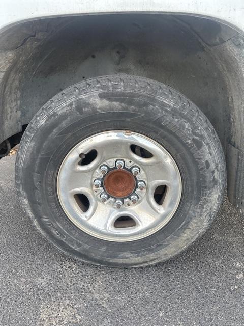 used 2000 Chevrolet Silverado 2500 car, priced at $3,500