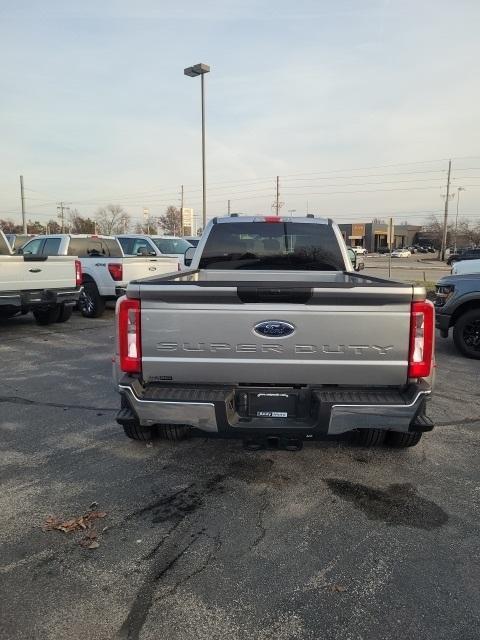 new 2024 Ford F-350 car, priced at $67,340