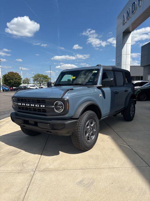 new 2025 Ford Bronco car, priced at $40,795
