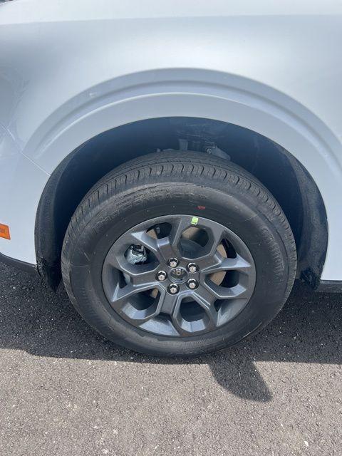 new 2025 Ford Maverick car, priced at $29,629