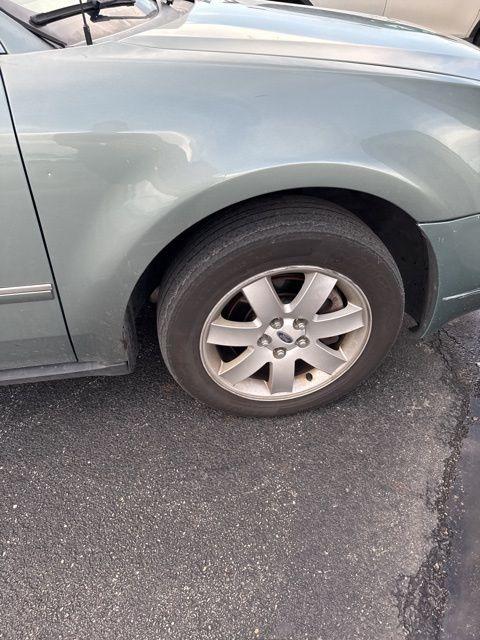 used 2005 Ford Five Hundred car, priced at $4,995