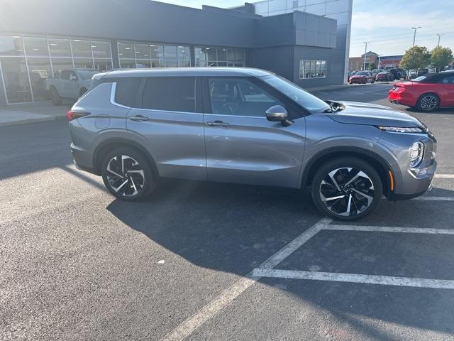 used 2022 Mitsubishi Outlander car, priced at $22,000