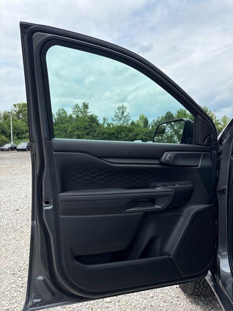 new 2025 Ford Ranger car, priced at $34,560