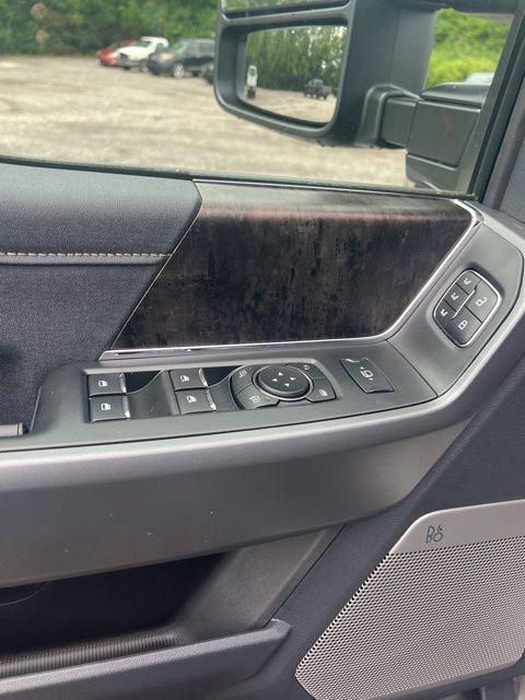 new 2025 Ford F-250 car, priced at $68,840