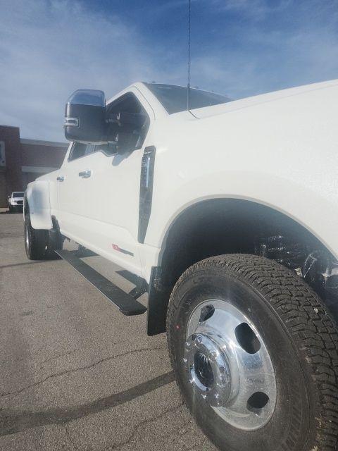 new 2025 Ford F-350 car, priced at $91,210
