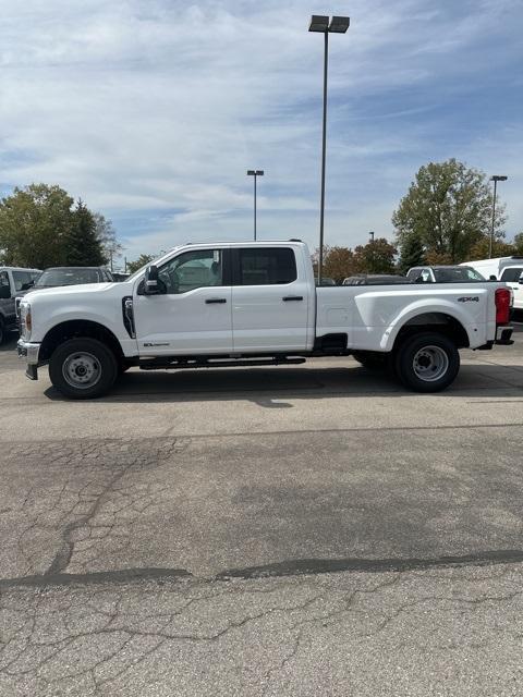 new 2024 Ford F-350 car, priced at $62,210