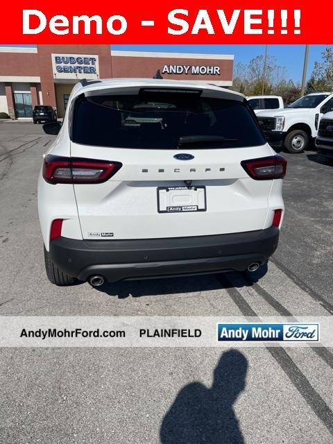 new 2025 Ford Escape car, priced at $30,560