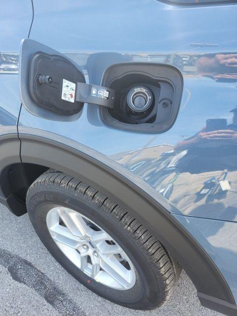 new 2025 Ford Explorer car, priced at $38,476