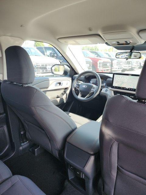 new 2025 Ford Explorer car, priced at $38,476