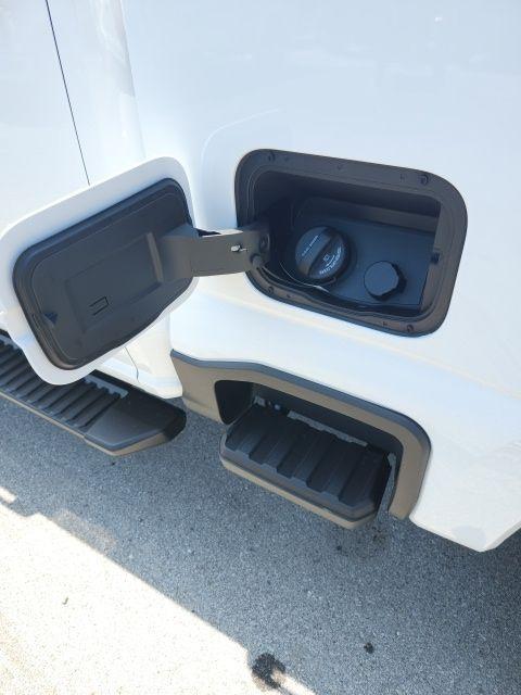 new 2025 Ford F-250 car, priced at $58,405