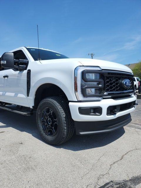 new 2025 Ford F-250 car, priced at $58,405