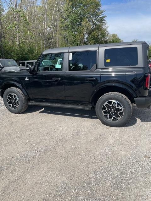 new 2024 Ford Bronco car, priced at $47,559