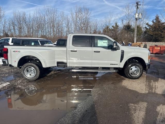 new 2025 Ford F-350 car, priced at $72,760