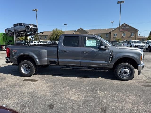 new 2024 Ford F-350 car, priced at $62,490