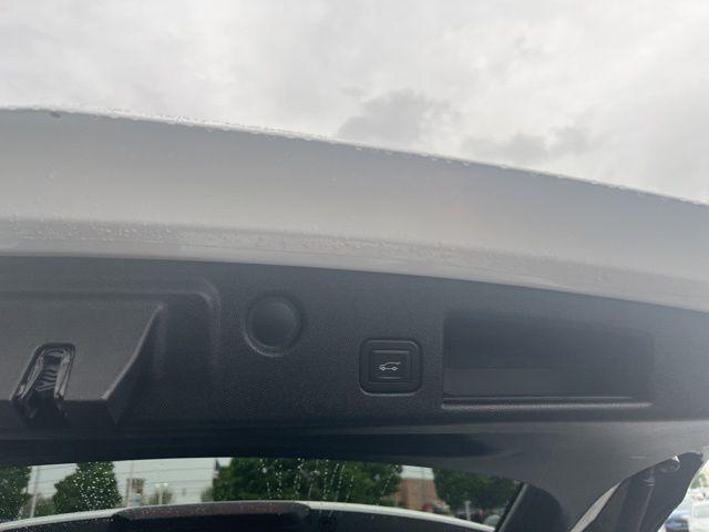 used 2019 Chevrolet Equinox car, priced at $18,439
