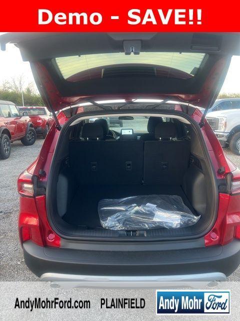 new 2025 Ford Escape car, priced at $25,694