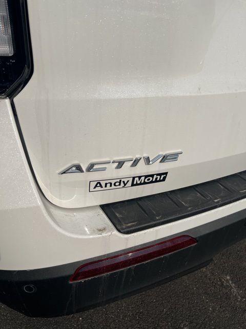 new 2025 Ford Explorer car, priced at $39,729