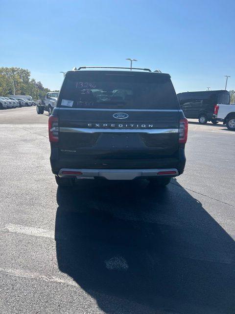 new 2024 Ford Expedition car, priced at $82,117