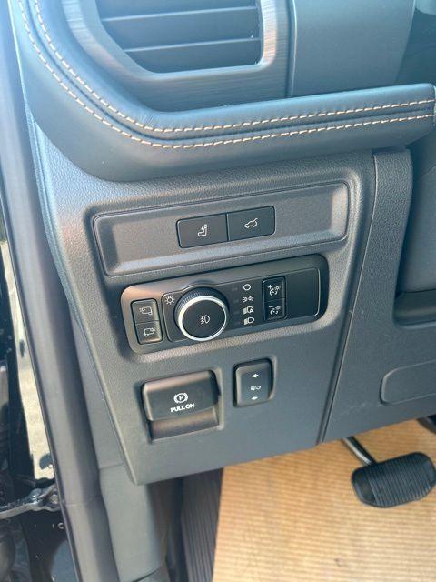 new 2024 Ford Expedition car, priced at $82,117