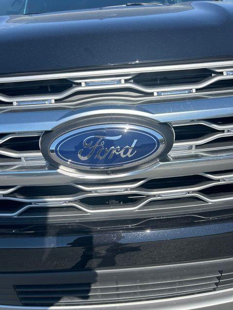 new 2024 Ford Expedition car, priced at $82,117