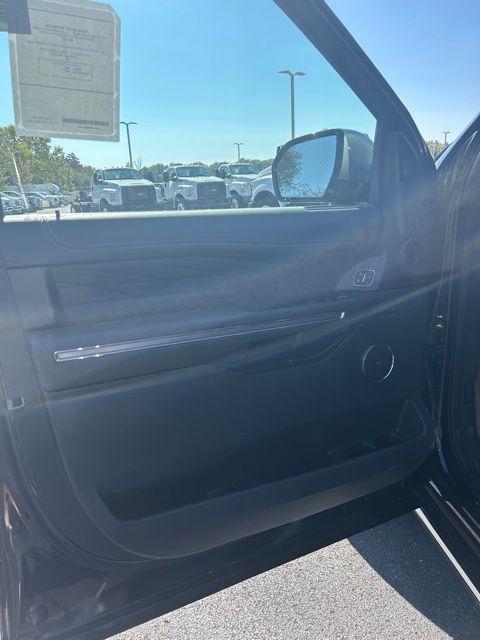 new 2024 Ford Expedition car, priced at $82,117