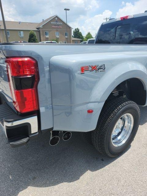 new 2025 Ford F-350 car, priced at $86,900