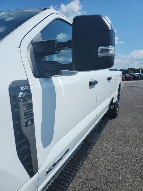 new 2025 Ford F-350 car, priced at $68,340