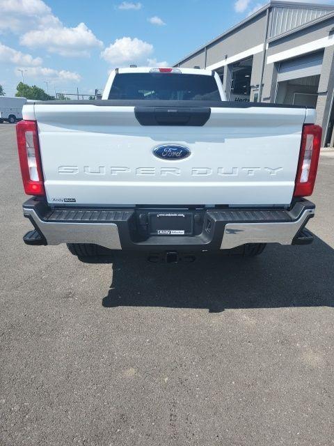 new 2025 Ford F-350 car, priced at $68,340