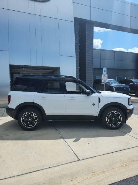 new 2025 Ford Bronco Sport car, priced at $34,153