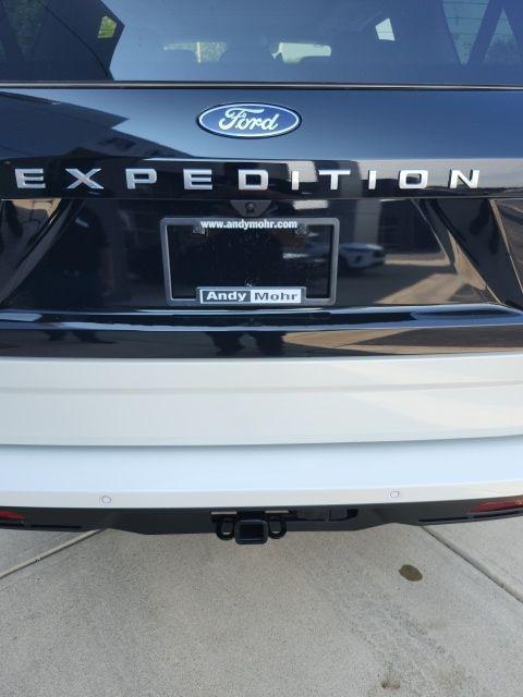 new 2025 Ford Expedition Max car, priced at $70,346