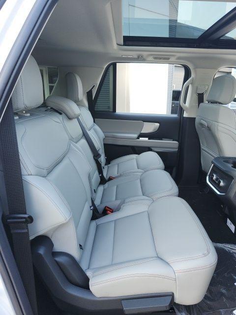 new 2025 Ford Expedition Max car, priced at $70,346