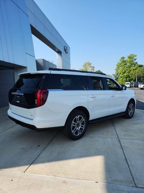new 2025 Ford Expedition Max car, priced at $70,346