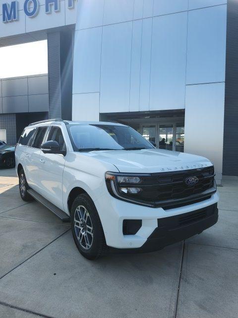 new 2025 Ford Expedition Max car, priced at $70,346