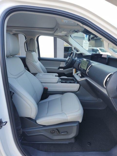 new 2025 Ford Expedition Max car, priced at $70,346